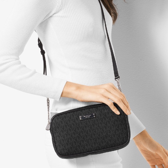 MICHAEL Michael Kors Signature
